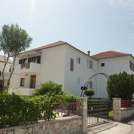 بيت ضيافة Jozica