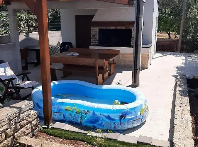 Jozica 3* Муртер