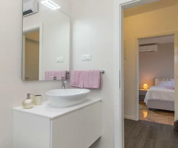 Jozica 3* Муртер