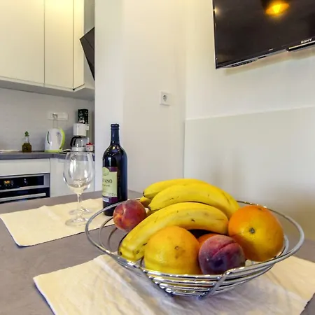 Guest house Jozica 3*